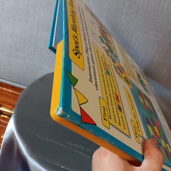 Spots Marching Band Eric Hill Interactive Play SOUND Book Y2K Toddler Baby RARE - Picture 7 of 8